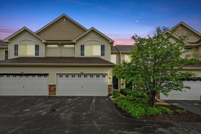 Building Photo - 485 S Jade Ln