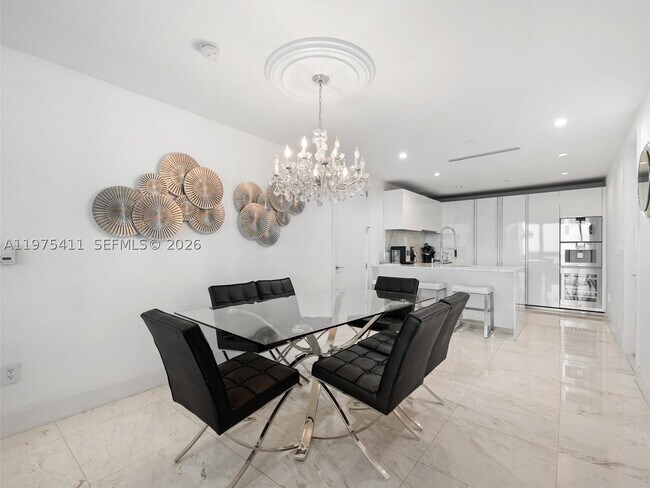 Building Photo - 10203 Collins Ave
