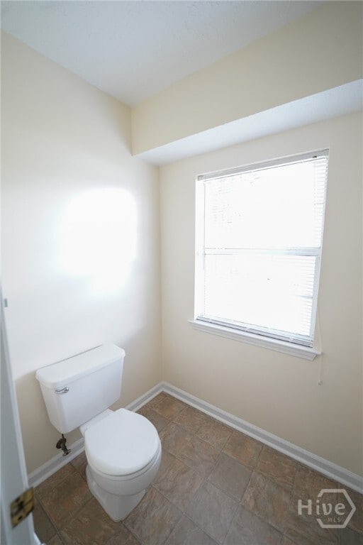 Building Photo - 102 Whippoorwill Ln E