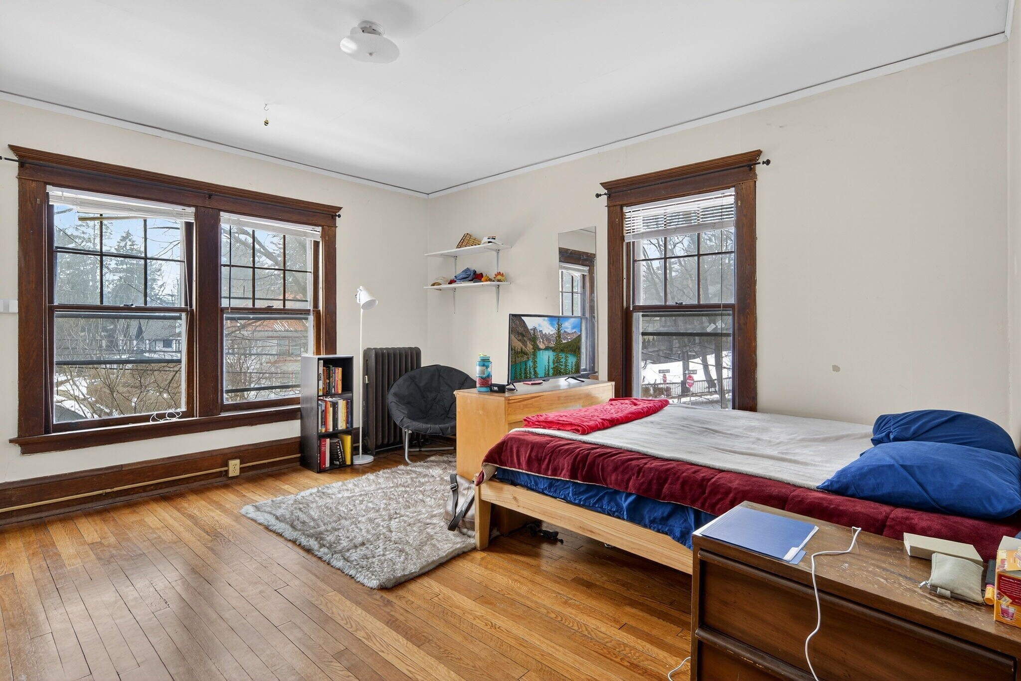 Bedroom - 305 Wyckoff Ave