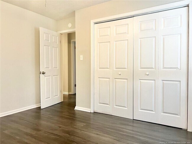 Building Photo - 965 Kaywood Dr