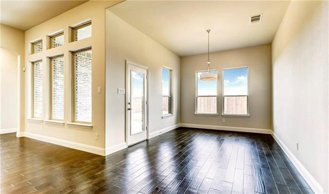 Building Photo - 905 Overton Ave