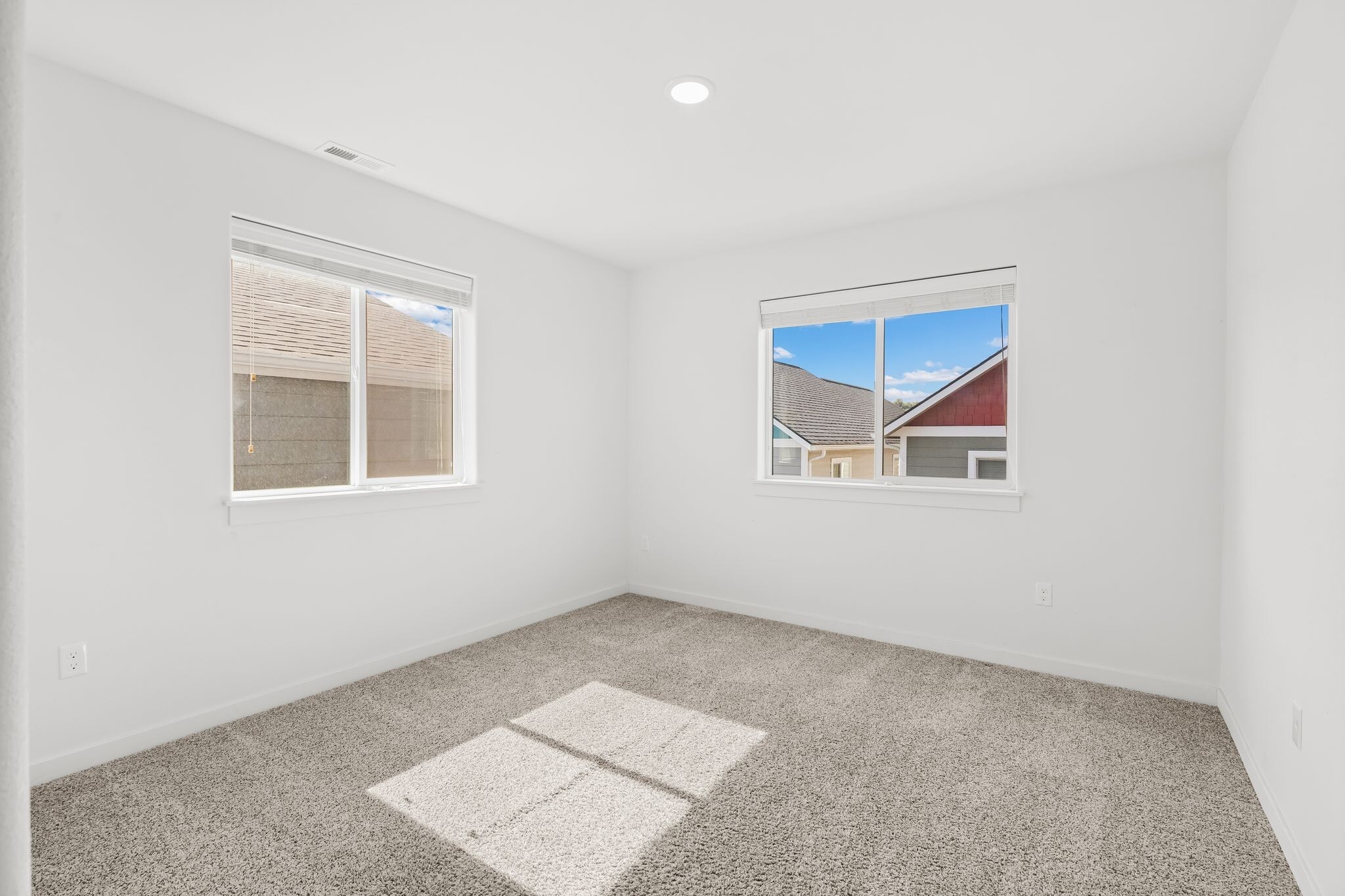 Building Photo - 1006 Pendulum Lane