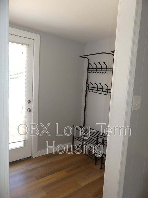 Building Photo - 111 Faris Dr