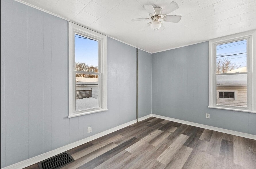 Building Photo - 2912 Wright Ave