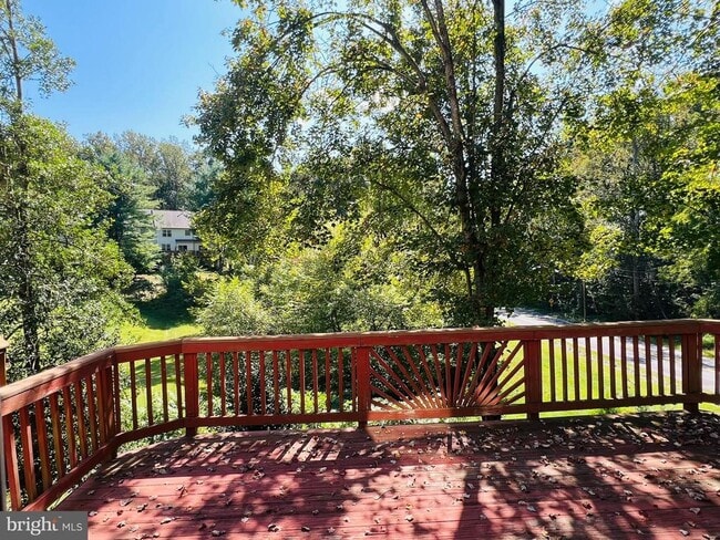 Building Photo - 7300 Rocky Creek Dr