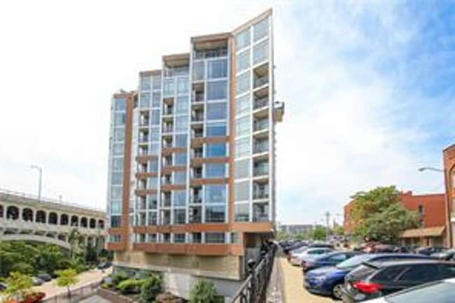 Building Photo - 2222 Detroit Ave