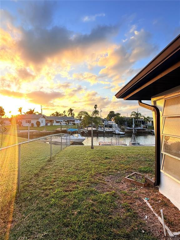 Building Photo - 5039 Pelican Dr