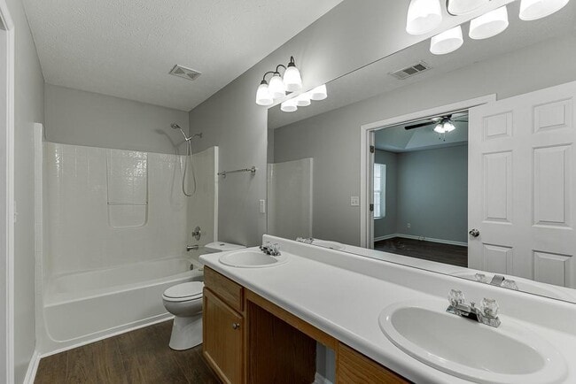 Building Photo - 2195 Oakland Spring Dr
