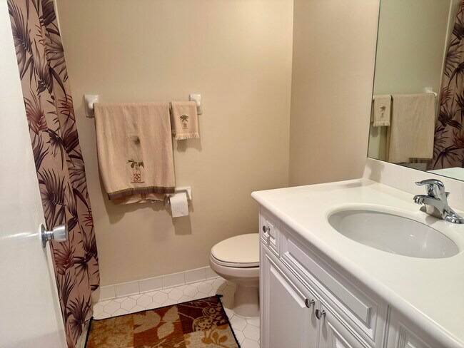 Building Photo - 1200 Marine Way