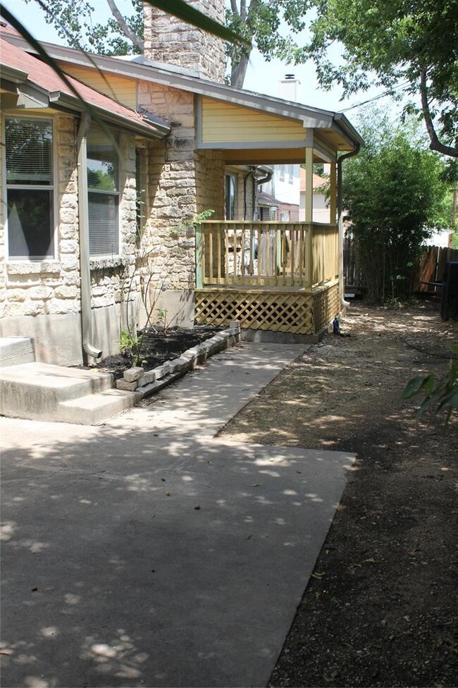 Building Photo - 1805 Whirlwind Trail