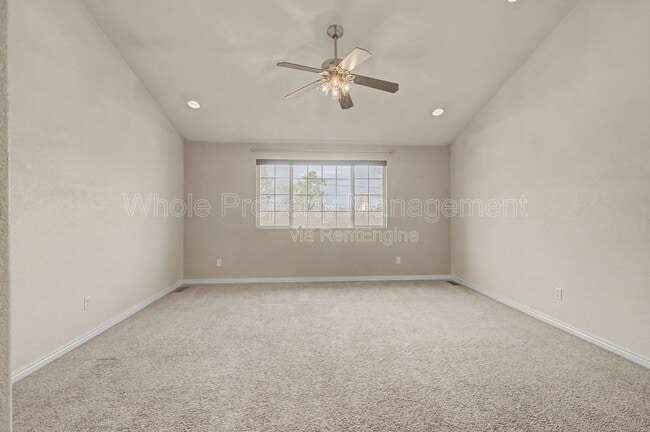 Building Photo - 133 Galapago St