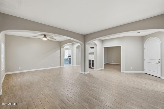 Building Photo - 10915 E Rafael Ave