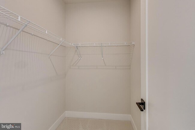 Building Photo - 6921 Renita Ln