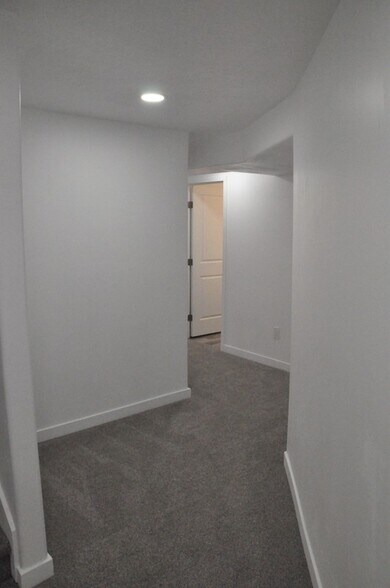 Building Photo - 15231 S Wild Horse Wy