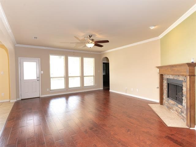 Building Photo - 2943 Ladoga Dr