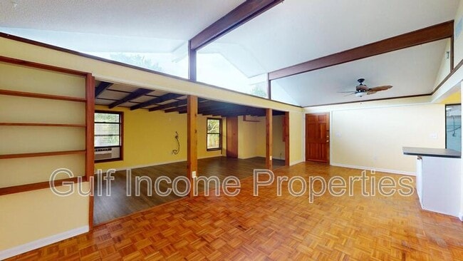 Building Photo - 3202 21st Ave W