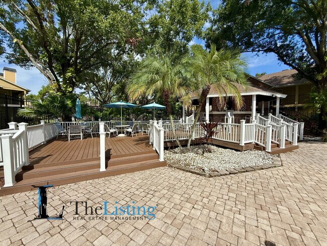 Building Photo - 8724 Mallard Reserve Dr