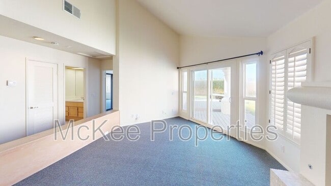 Building Photo - 18 S Cays Ct
