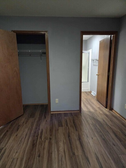 Building Photo - 3307 11th Ave