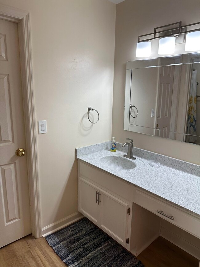 Building Photo - 4436 Stratfordshire Ct