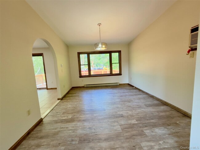 Building Photo - 709 NY-17M