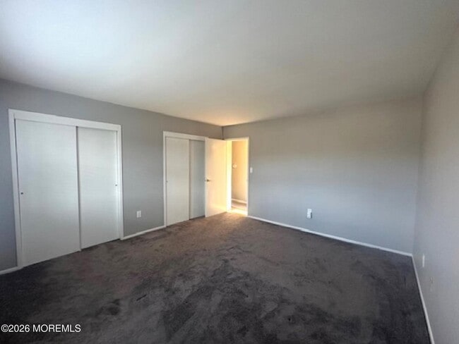 Building Photo - 61 Stonehurst Blvd