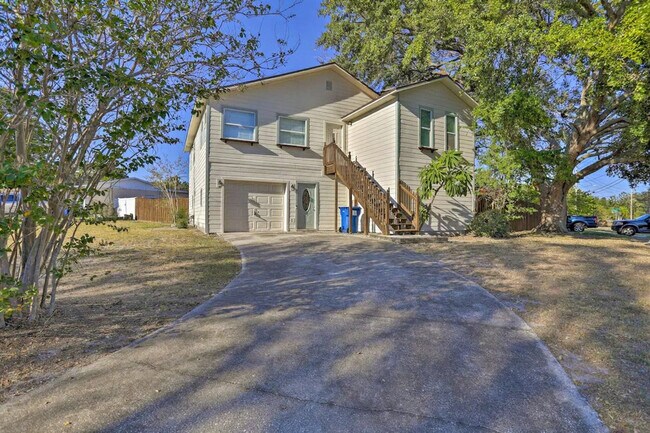 Building Photo - 4484 Cobia Dr SE