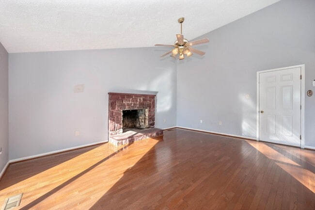 Building Photo - Single Family - Fredrick 21703