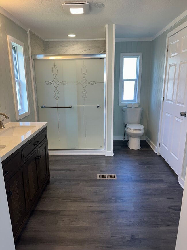 Building Photo - 38 Shuford St