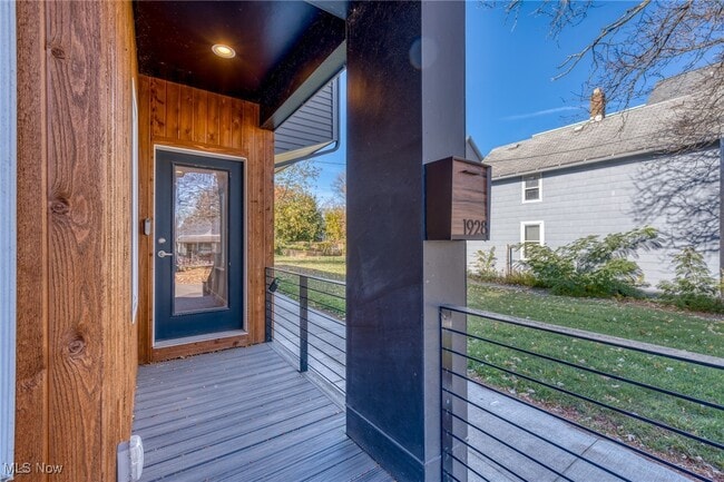 Building Photo - 1928 W 48th St