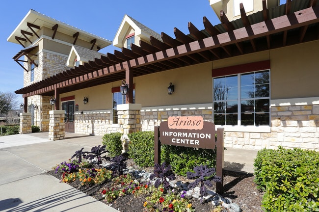 Building - Arioso Apartments & Townhomes