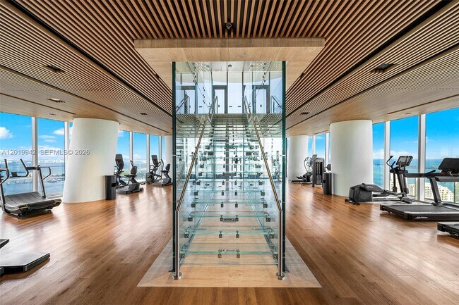 Building Photo - 300 Biscayne Blvd Way