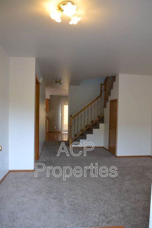 Building Photo - 710 Drayton St