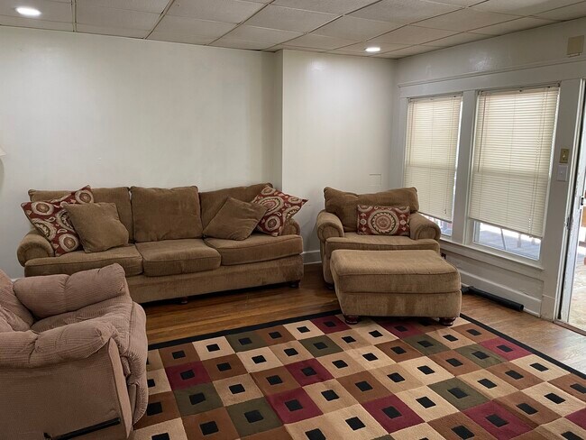 Living Room DS - 8 Park Pl