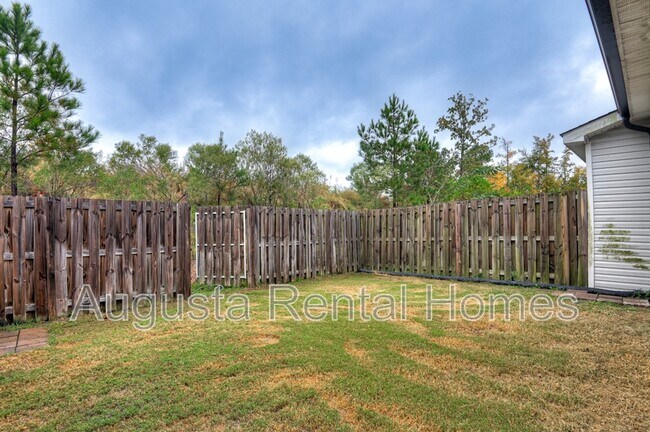 Building Photo - 5352 Nikki Way