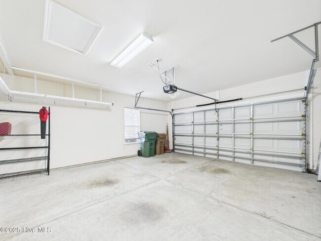 Building Photo - 418 Easton Grey Loop