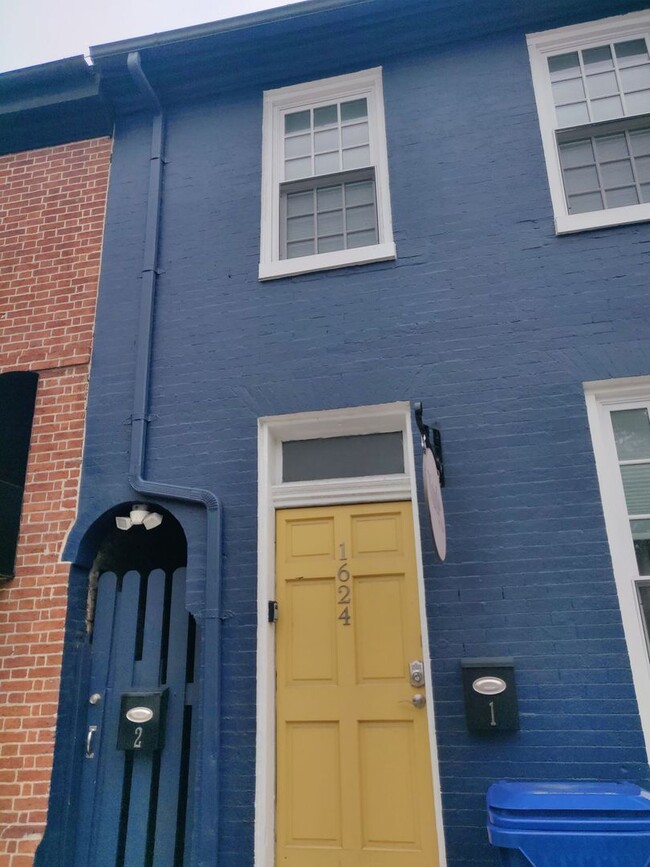 Building Photo - 1624 Aliceanna St