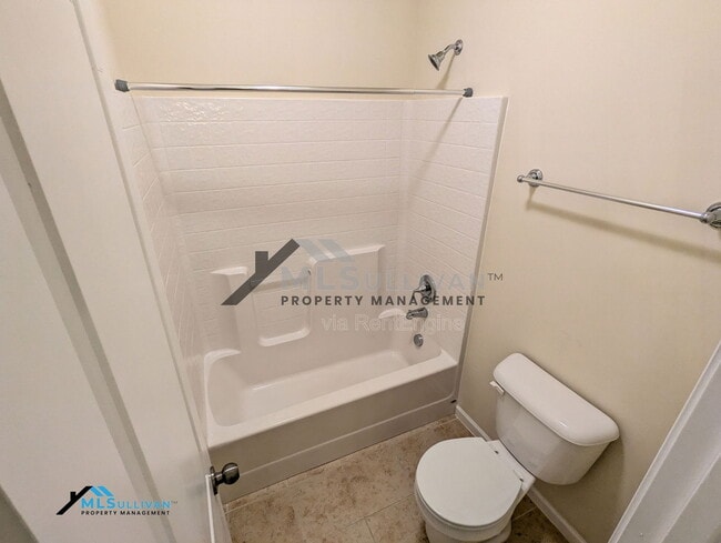 Building Photo - 5454 Jessip St