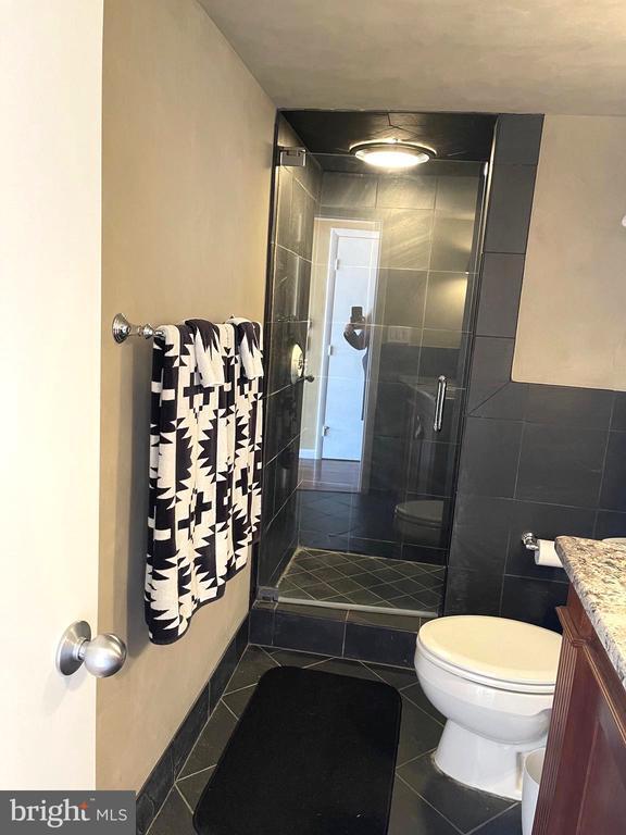 Building Photo - 28 Main St