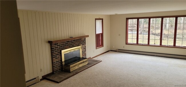 Building Photo - 1028 E Main St