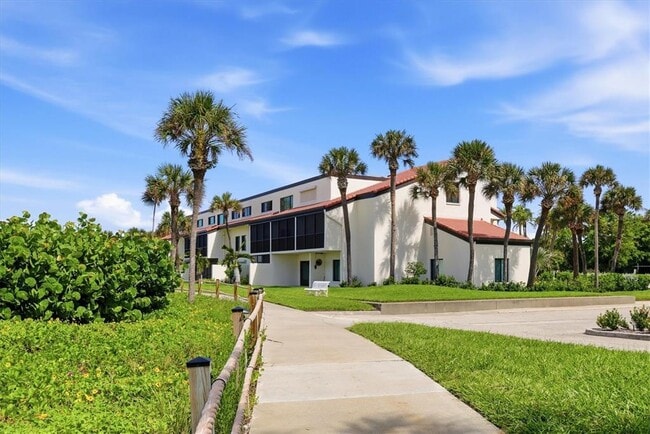 Building Photo - 2089 Gulf of Mexico Dr