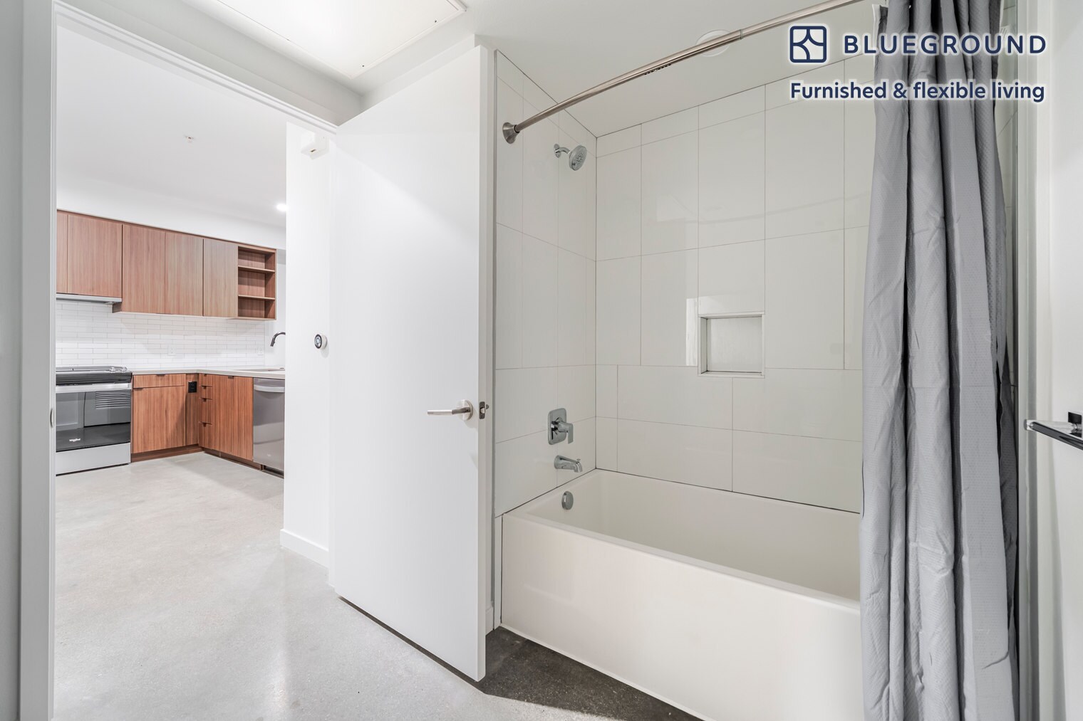 Building Photo - 101 River Pk Dr