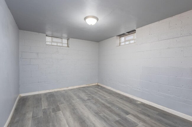 Building Photo - 3970 11th St