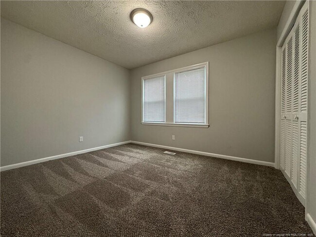 Building Photo - 179 Paddle Wheel Rd