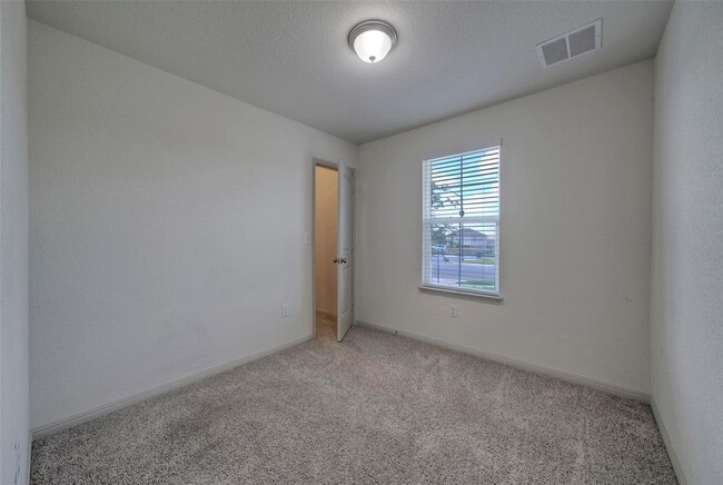 Building Photo - 1709 Fairhaven Gtwy