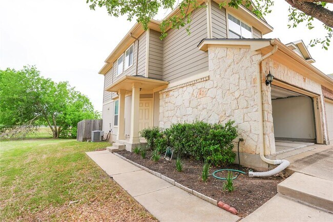Building Photo - 721 Jane Austen Trail