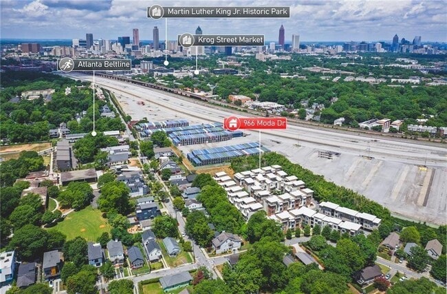 Building Photo - 966 Moda Dr