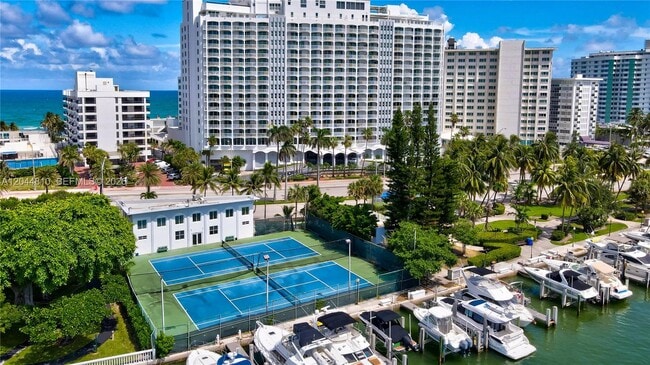 Building Photo - 5401 Collins Ave