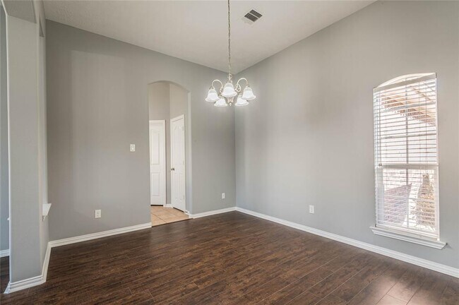 Building Photo - 3027 Cimarron Pass Dr